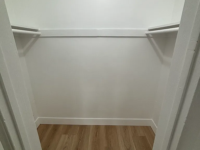 Clara Town Home Apartments — Photo 10