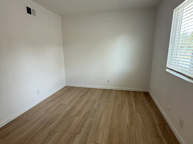 6551 Wunderlin Ave — Photo 14