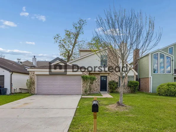 616 Shady Brook Dr, Stafford, TX 77477