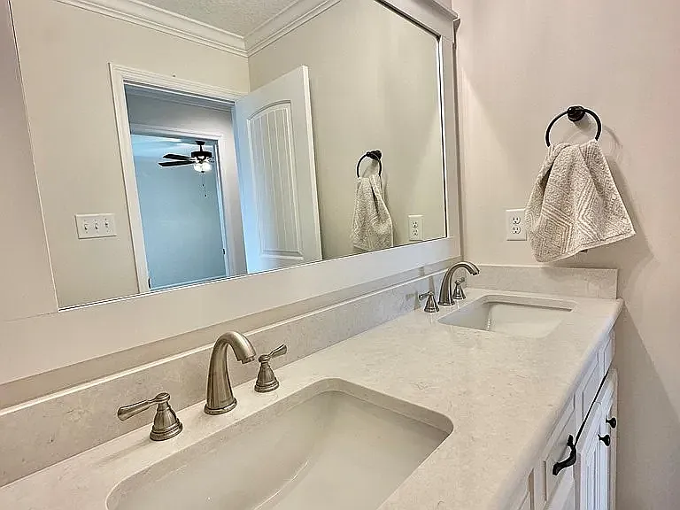 4509 Samuel Way — Photo 4