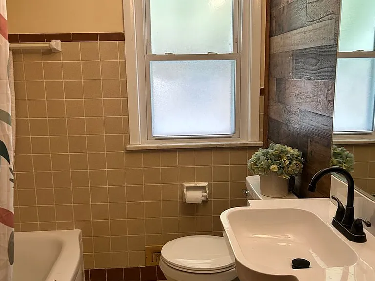 4409 Adrian Rd — Photo 16