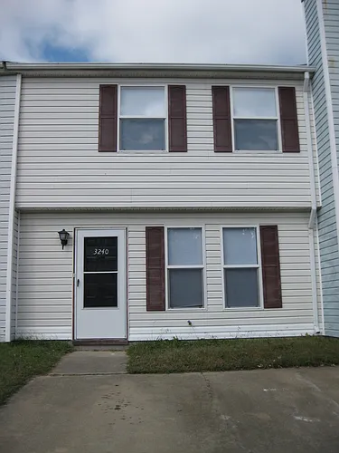 3240 Clover Rd E Photo 1