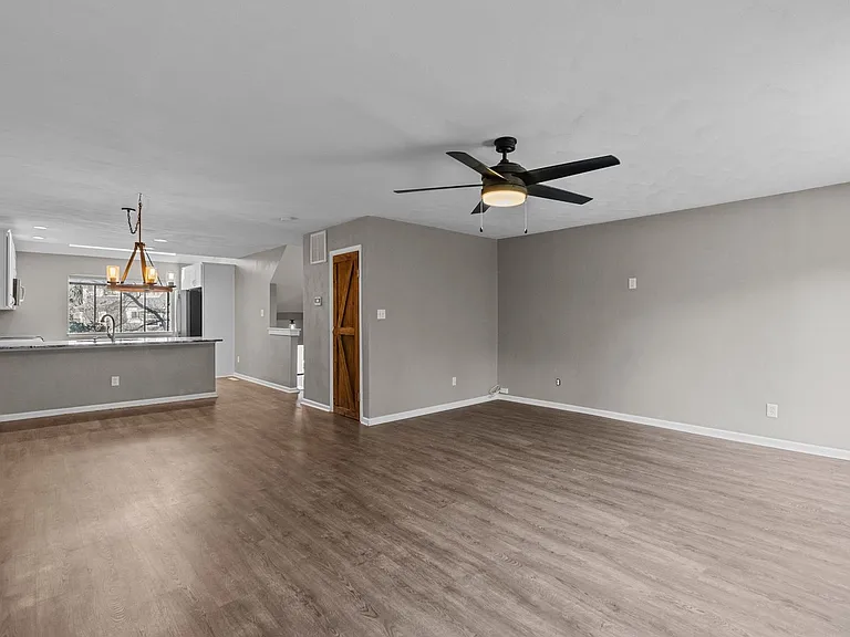 3912 Whooping Crane Cir — Photo 8