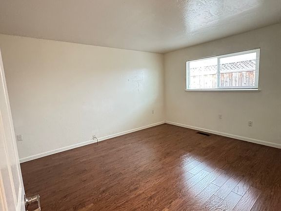5th image of 890 El Cerrito Way APT C