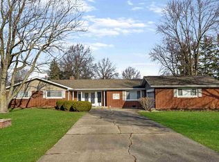 810 Pelham Dr, Fort Wayne, IN