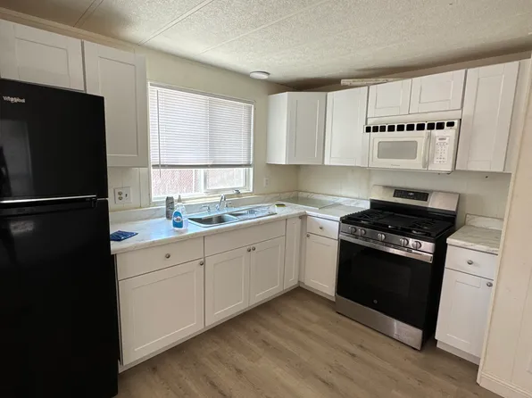 1713 Bluebonnet Blvd, Bullhead City, AZ 86442
