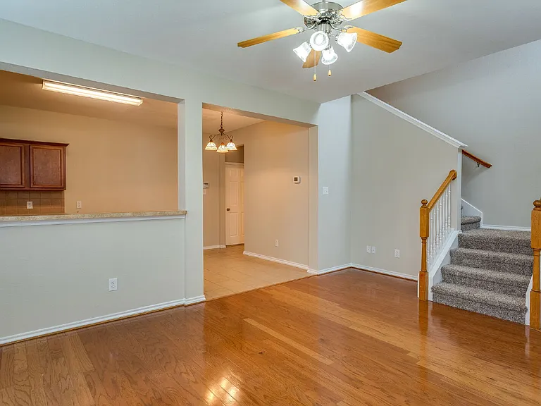 4168 Kyndra Cir — Photo 6