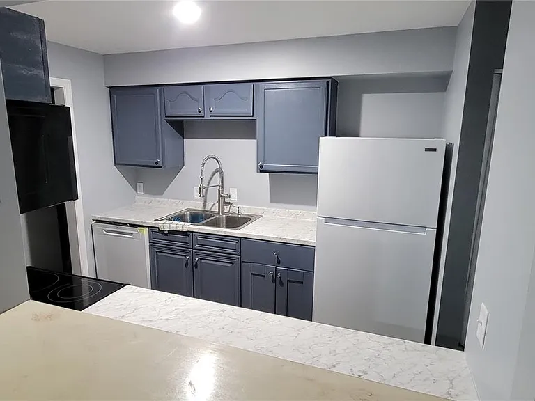 13285 Arbor Pointe Cir #104 — Photo 3