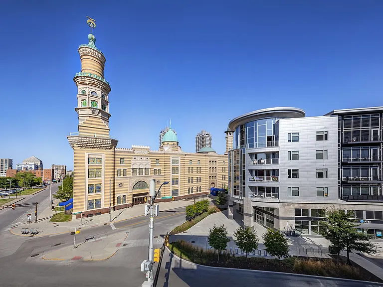 The Pointe on Mass — Photo 25