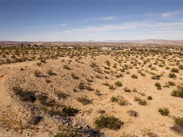 7822 Sahara Ave, Twentynine Palms, CA 92277