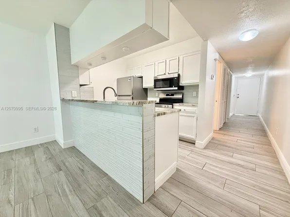 277 Cypress Point Dr #277, Palm Beach Gardens, FL 33418