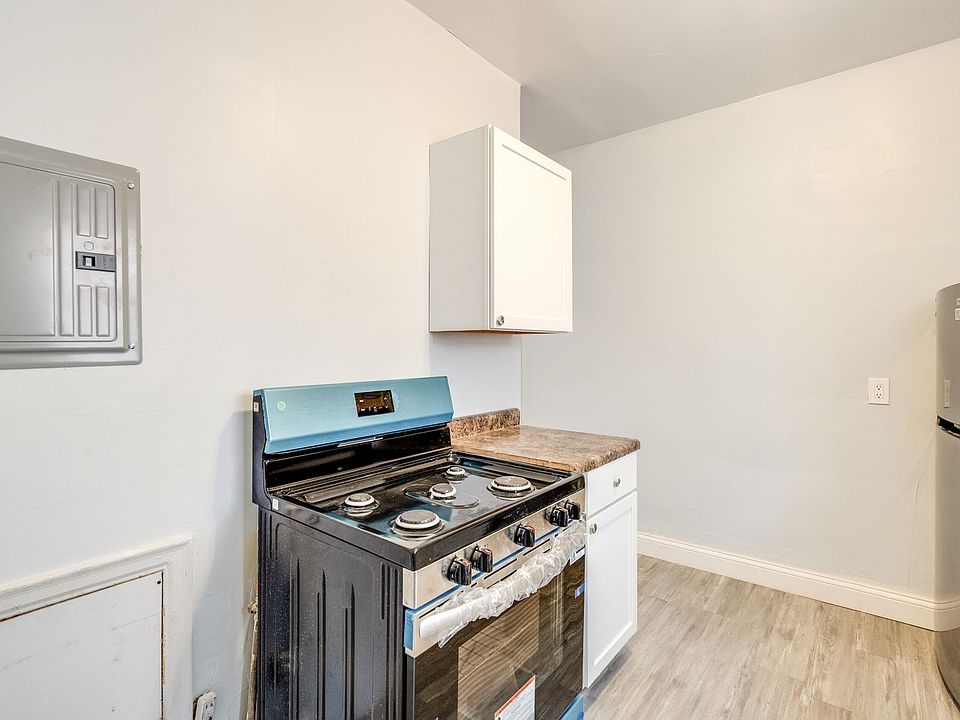 1st image of 2840 S Moreland Blvd APT 2