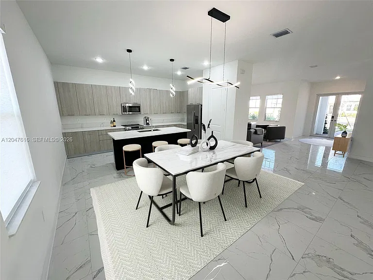 4255 SW 123rd Ter — Photo 6