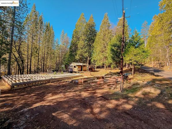 16681 Hillside Dr, Sonora, CA 95370