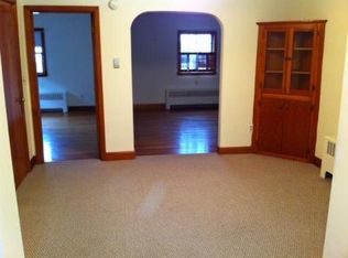 30 Franklin St FLOOR 1, Bristol, RI 02809