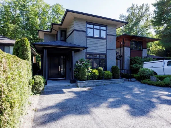 1426 Draycott Rd, North Vancouver, BC V7J 1W2
