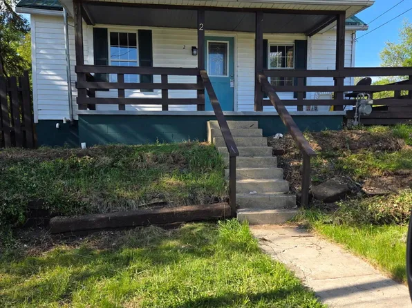 2 Vine St, Jackson, OH 45640
