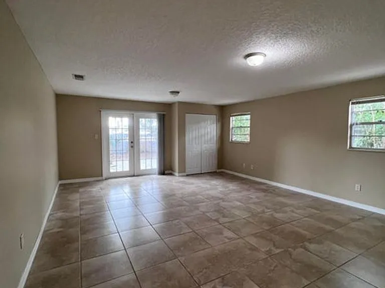 849 Tupelo Dr — Photo 6