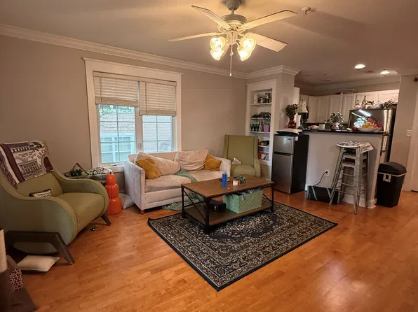 1035 Barnett Shoals Rd, Athens, GA