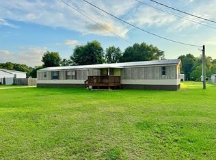 206 S 2nd St, Geneva, AL 36340