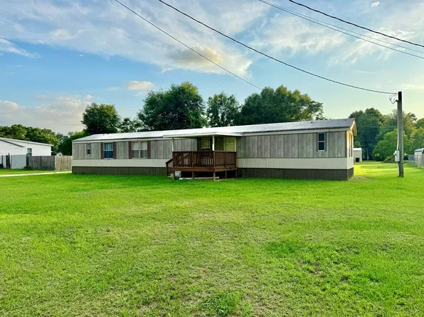206 S 2nd St, Geneva, AL 36340