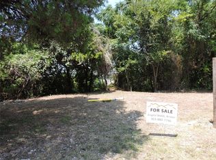 1225 Glidden St, Dallas, TX 75203