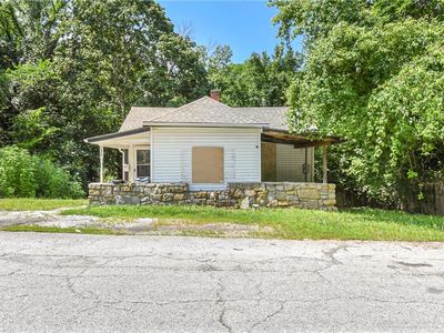132 S Home Ave, Independence, MO, 64053