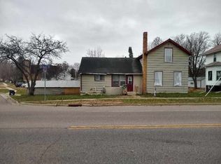 502 W State St, Mauston, WI 53948