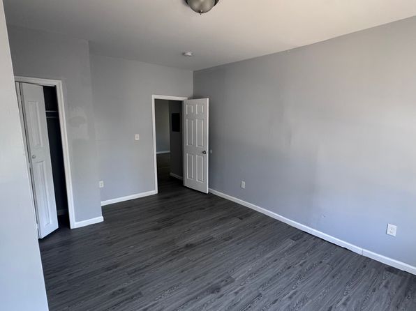 34 Howard St #1L
