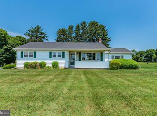 1484 York Rd, Carlisle, PA 17015