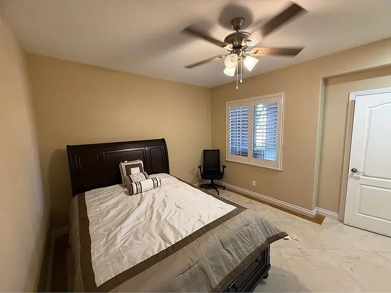 1411 Scenic Ct #2C — Photo 3