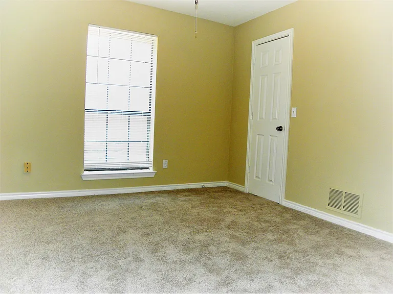 2601 Banner Elk Cir — Photo 18
