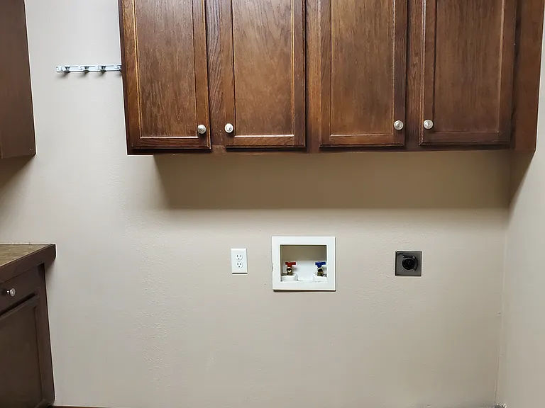 103 Sherry Dr — Photo 8