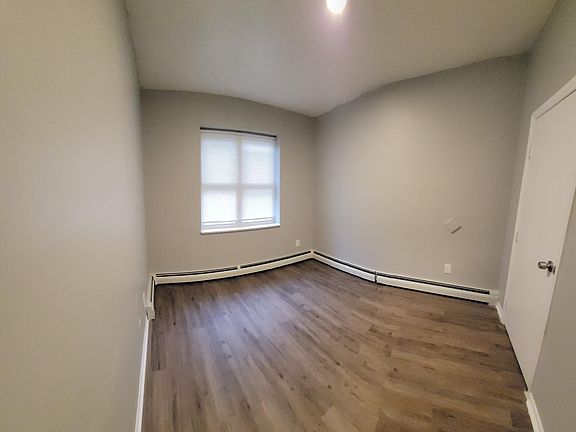 5th image of 611 Forest Ave APT 2158