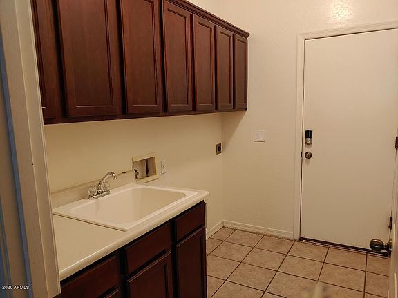 5th image of 614 W Desert Hills Dr
