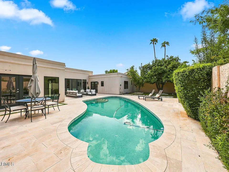 7330 E Las Palmaritas Dr