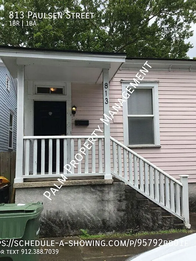 Building Photo - 813 Paulsen St