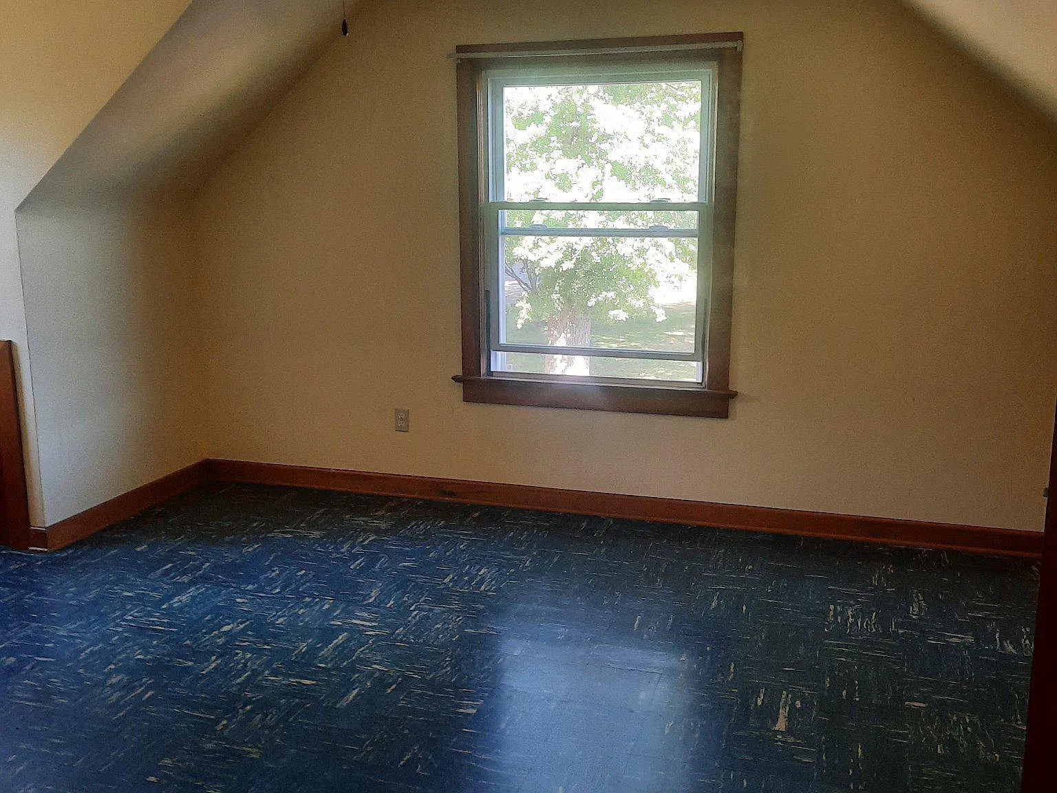 2 bed, 1.5 bath, 1188 sqft, $2,400 — Photo 2