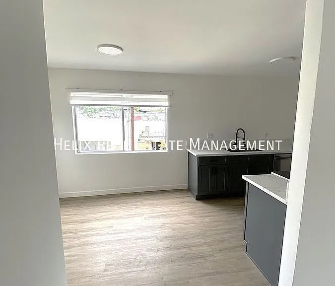 1313 Huntington Dr #5 — Photo 12