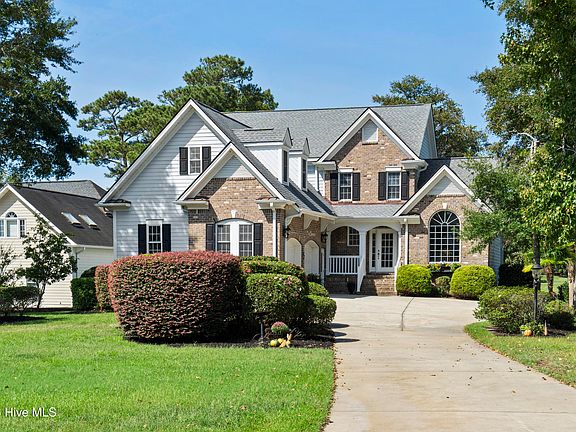 4th image of 194 Edgewater Circle