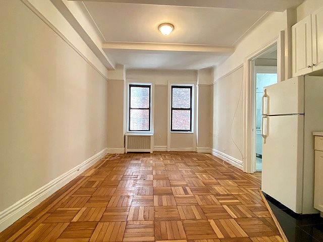1st image of 250 W 85th St #3B