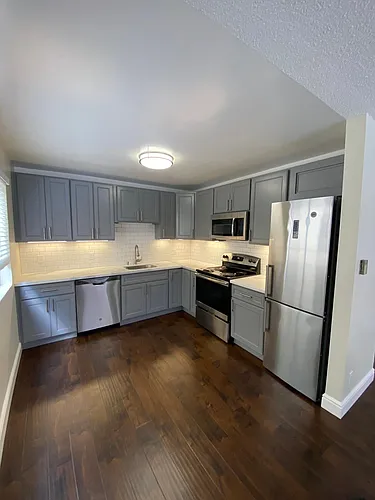 3344 Fillmore St #204 Photo 1