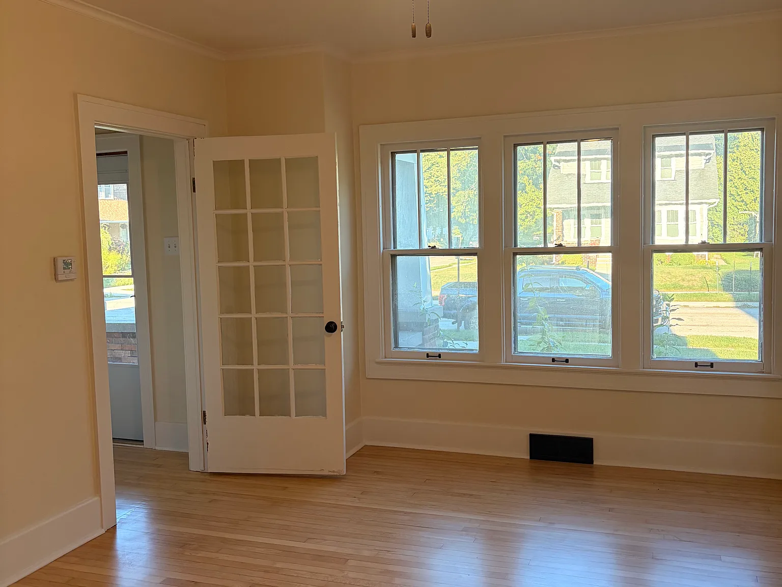 2 bed, 1200 sqft, $1,690 — Photo 2