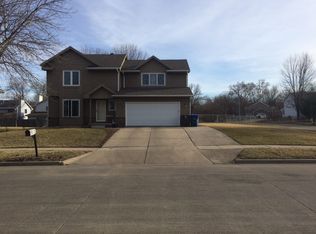 4512 Palm Ave, Des Moines, IA 50310