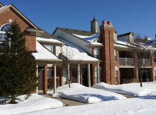 3462 Tremonte Cir N BLDG 15, Oakland, MI 48306