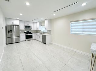 23649 Mill Valley Rd #1/2, Valencia, CA 91355