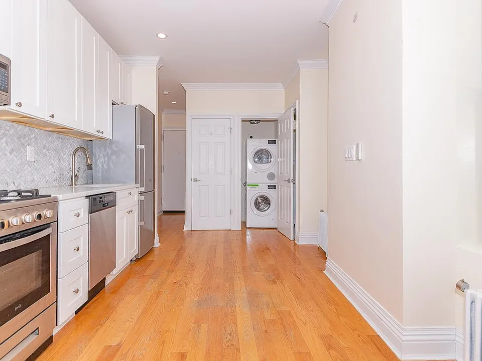 41 Jefferson St #21
