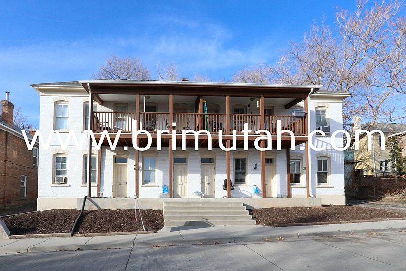 1st image of 1261-1267 E Alameda Ave #1261