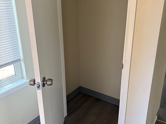 4th image of 13015 SE Powell Blvd #2