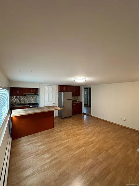 1 bed, 1.0 bath, 700 sqft, $2,100 — Photo 3